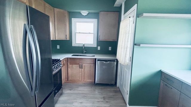 407 Korman Avenue NE, Massillon, OH 44646