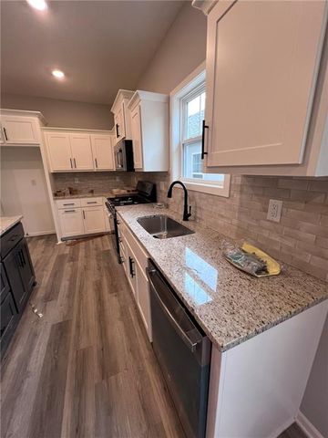 1600 Cottonwood Creek Avenue 7, Kearney, MO 64060