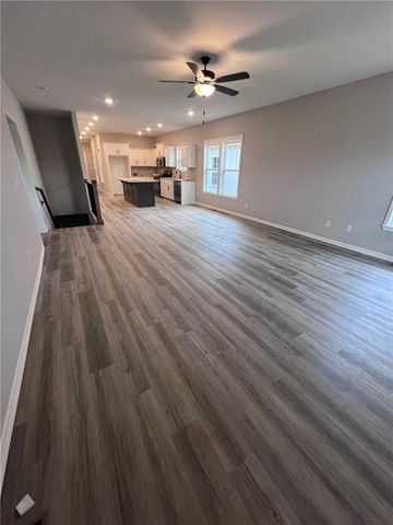 1600 Cottonwood Creek Avenue 7, Kearney, MO 64060