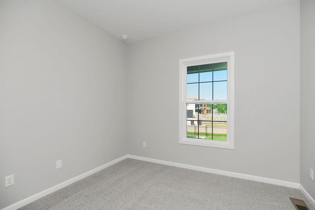 1600 Cottonwood Creek Avenue 7, Kearney, MO 64060