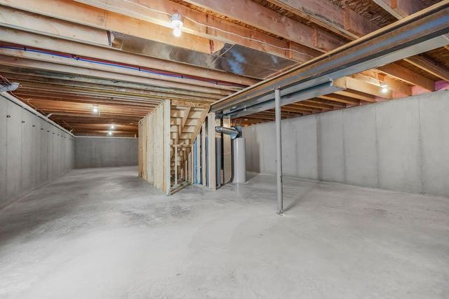 1600 Cottonwood Creek Avenue 7, Kearney, MO 64060