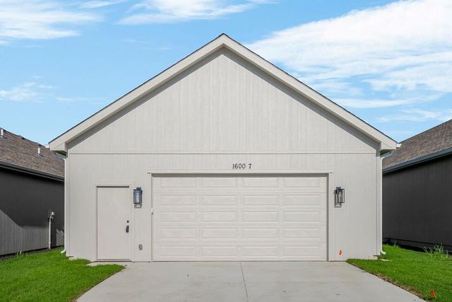 1600 Cottonwood Creek Avenue 7, Kearney, MO 64060