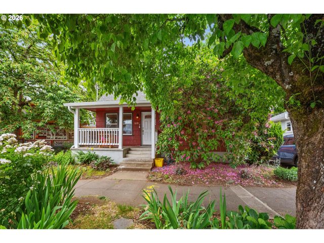 6180 Ne VERA St, Portland, OR 97213