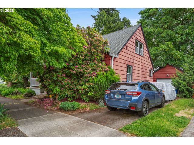 6180 Ne VERA St, Portland, OR 97213