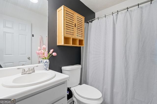 1001 Marina Trace Drive, Acworth, GA 30101