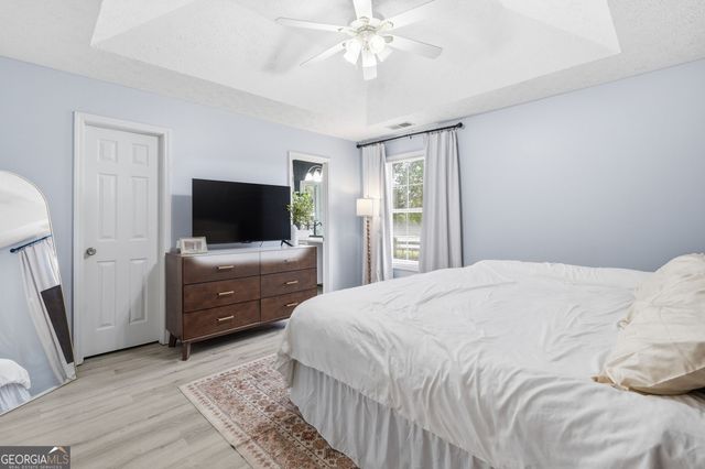 1001 Marina Trace Drive, Acworth, GA 30101