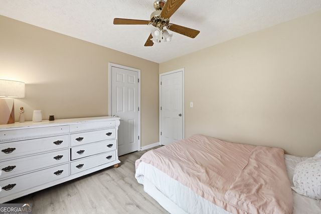 1001 Marina Trace Drive, Acworth, GA 30101