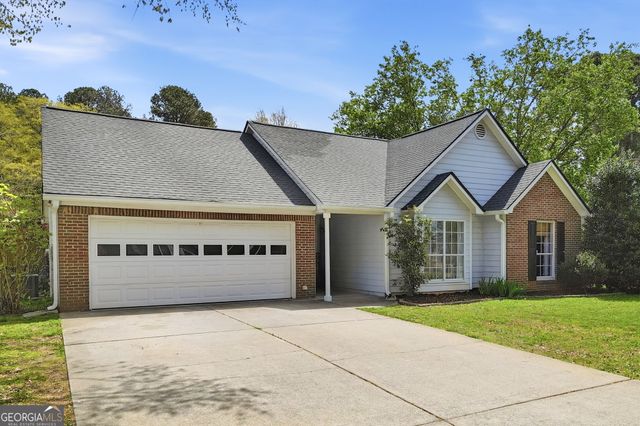 1001 Marina Trace Drive, Acworth, GA 30101