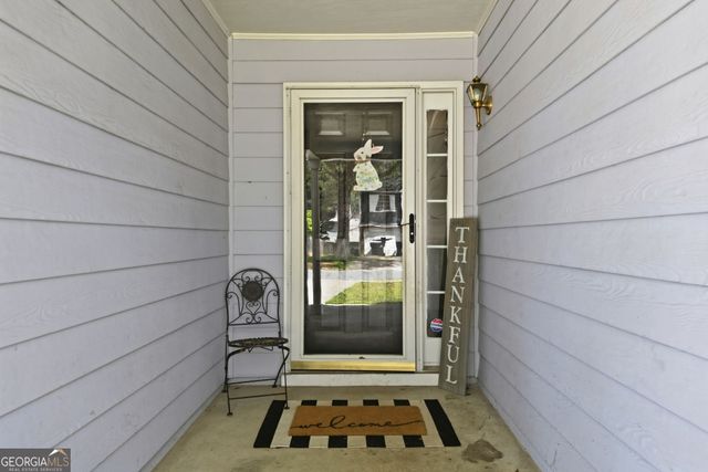 1001 Marina Trace Drive, Acworth, GA 30101