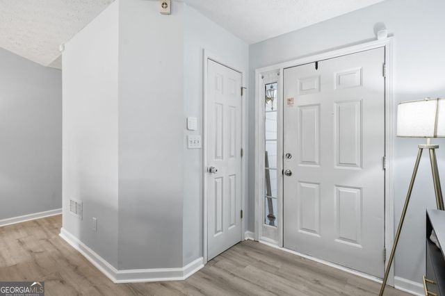 1001 Marina Trace Drive, Acworth, GA 30101