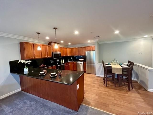 1420 Dolphin Lane 1420, Holbrook, NY 11741