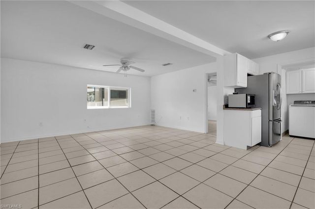8396 Sevigny DR, North Fort Myers, FL 33917
