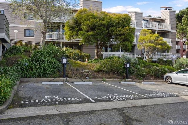 1708 Saddleback Drive, Daly City, CA 94014