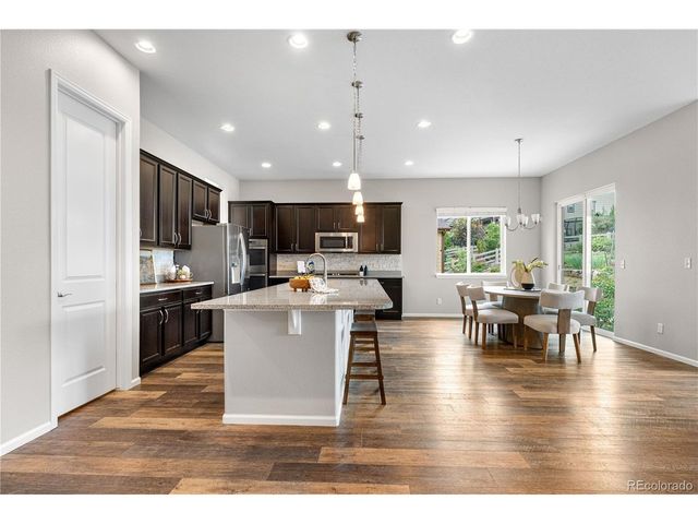 9781 Eagle River St, Littleton, CO 80125