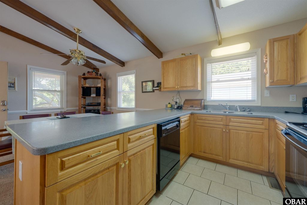 Image 11 of property listing at 2433 S Wrightsville Avenue lot 18, Nags Head, NC 27959