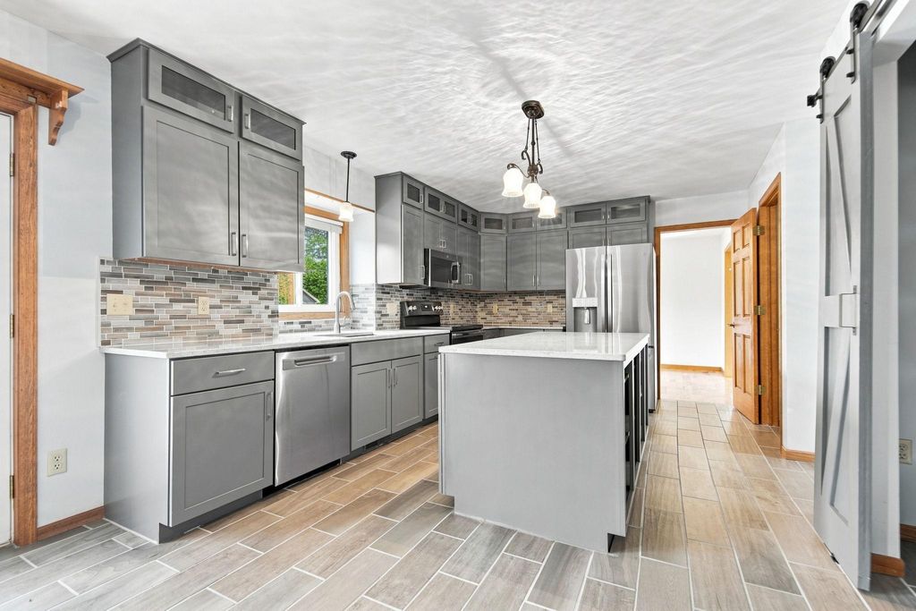 2610 Hydram Avenue N, Oakdale, MN 55128 — photo 5