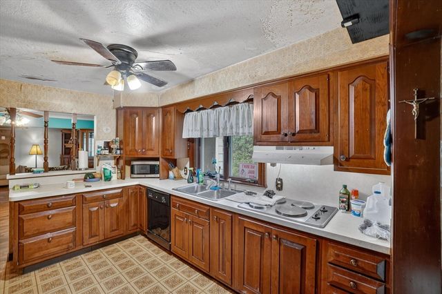 12940 Northland Drive, Cedar Springs, MI 49319