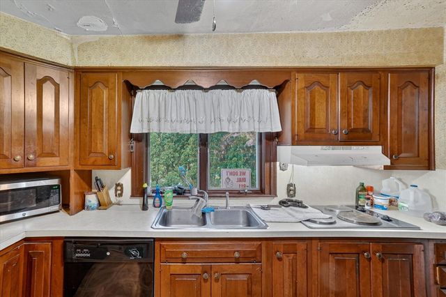 12940 Northland Drive, Cedar Springs, MI 49319