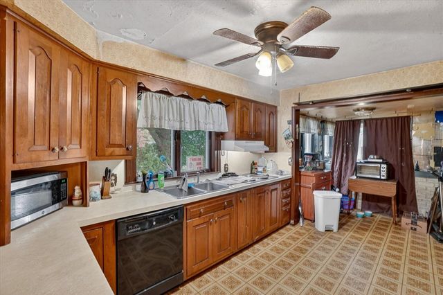 12940 Northland Drive, Cedar Springs, MI 49319