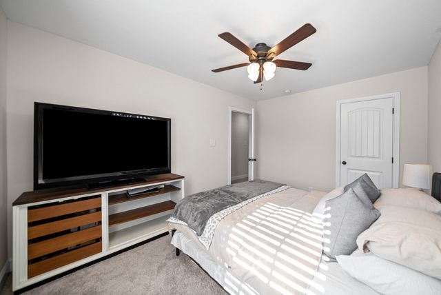 2948 Lancelot Ln, Clarksville, TN 37040