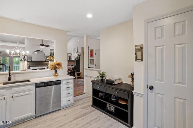 4 Icon Court, Durham, NC 27703