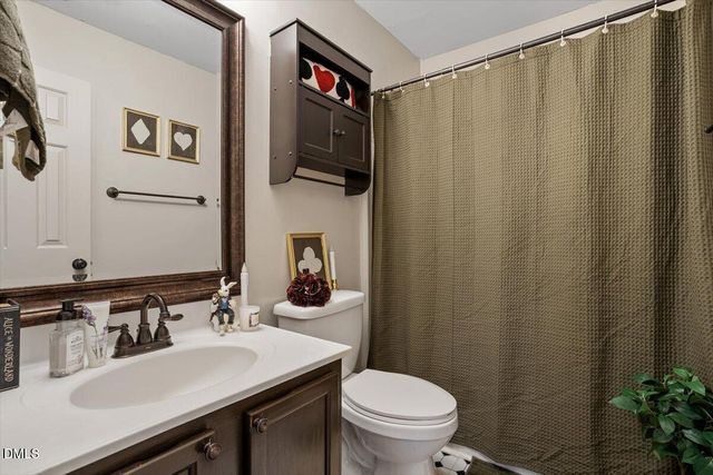 4 Icon Court, Durham, NC 27703