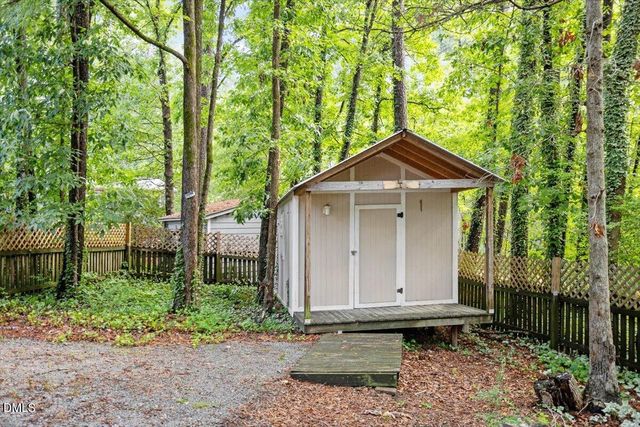 4 Icon Court, Durham, NC 27703