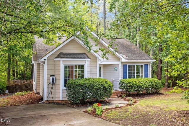 4 Icon Court, Durham, NC 27703