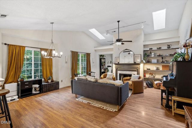 4 Icon Court, Durham, NC 27703