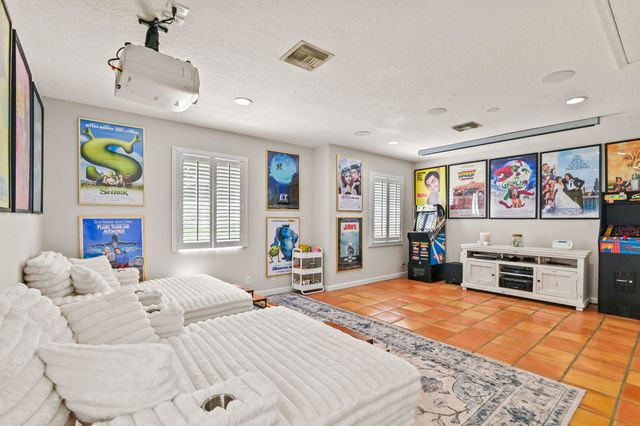5637 Lago Del Sol Drive, Lake Worth, FL 33449