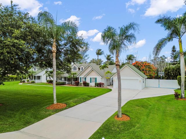 5637 Lago Del Sol Drive, Lake Worth, FL 33449