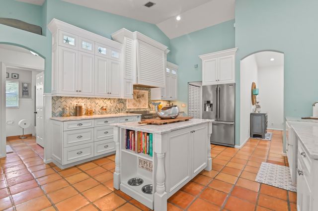 5637 Lago Del Sol Drive, Lake Worth, FL 33449