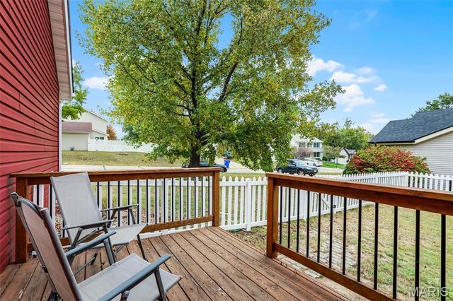 950 Haversham Drive, St Charles, MO 63304