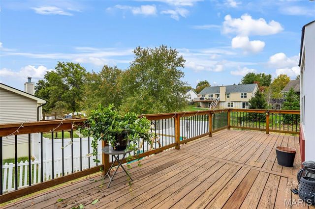 950 Haversham Drive, St Charles, MO 63304