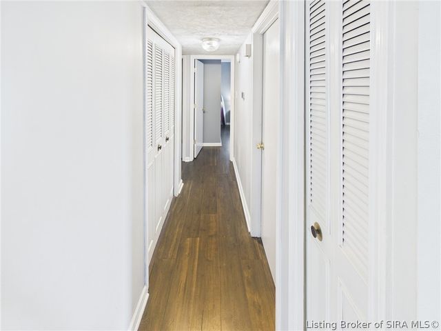 205 Luther Circle, Jeffersonville, IN 47130