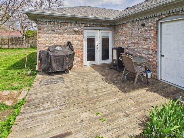 205 Luther Circle, Jeffersonville, IN 47130