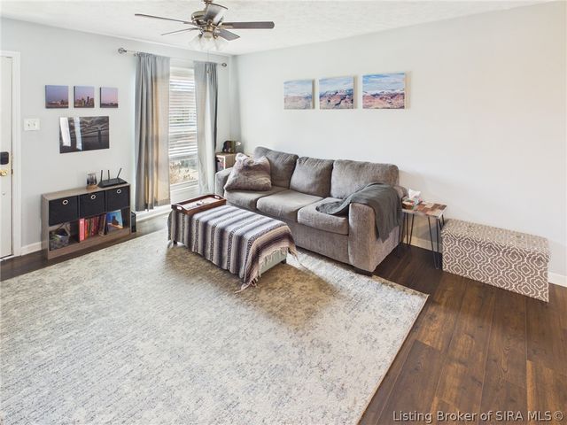 205 Luther Circle, Jeffersonville, IN 47130