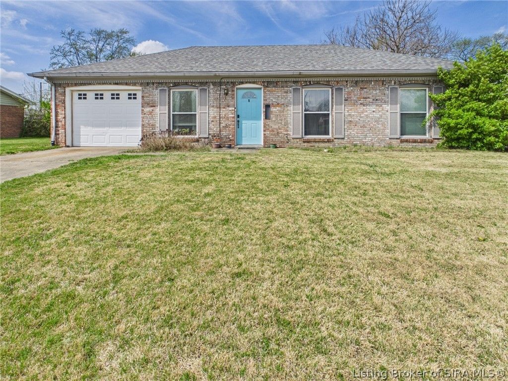 205 Luther Circle, Jeffersonville, IN 47130