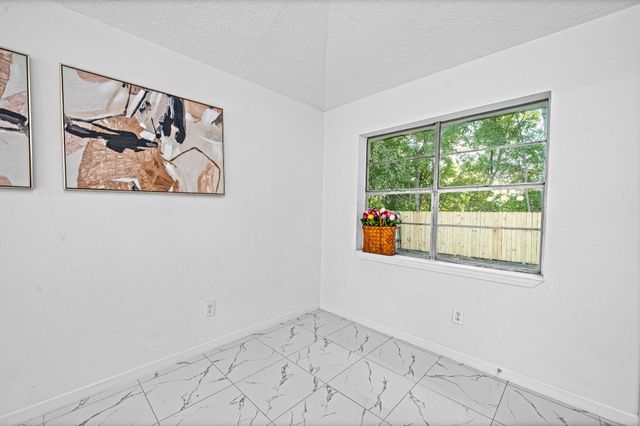 11918 Stroud Drive, Houston, TX 77072