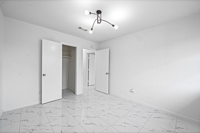 11918 Stroud Drive, Houston, TX 77072