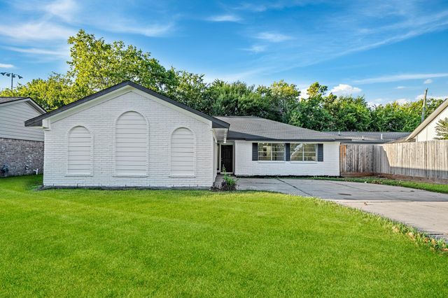 11918 Stroud Drive, Houston, TX 77072