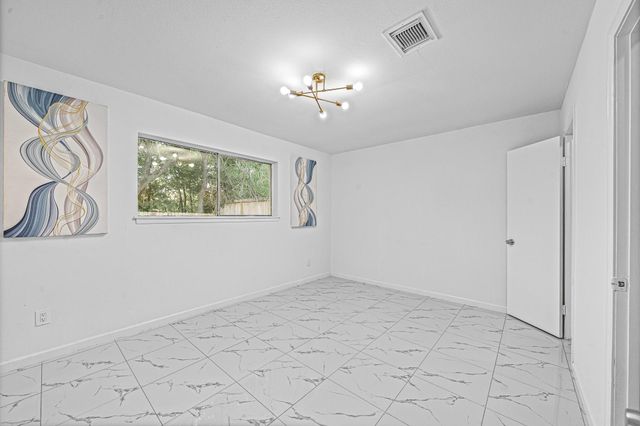 11918 Stroud Drive, Houston, TX 77072