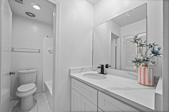 11918 Stroud Drive, Houston, TX 77072
