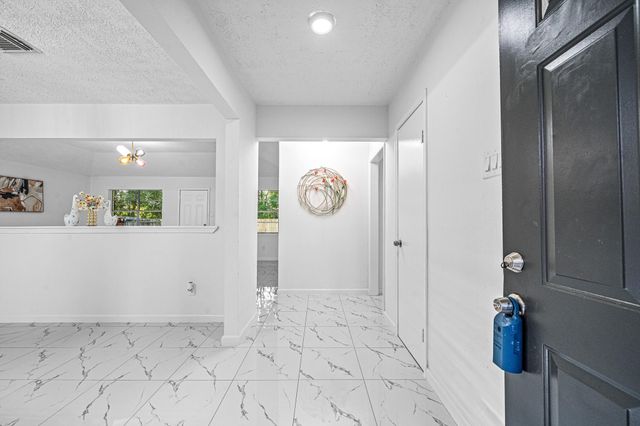 11918 Stroud Drive, Houston, TX 77072