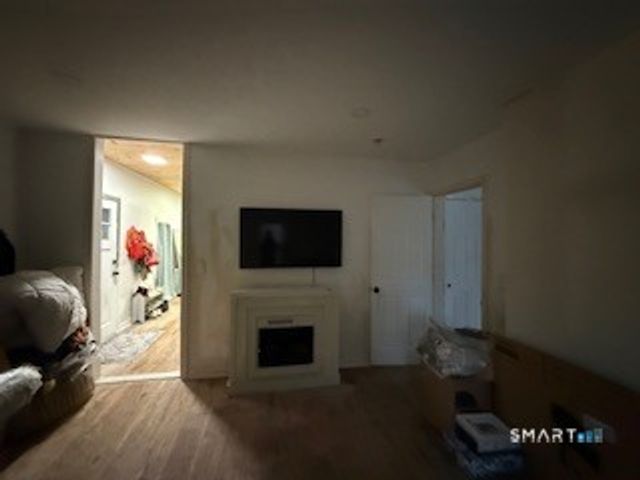 52 Walnut Hill Road, East Lyme, CT 06333