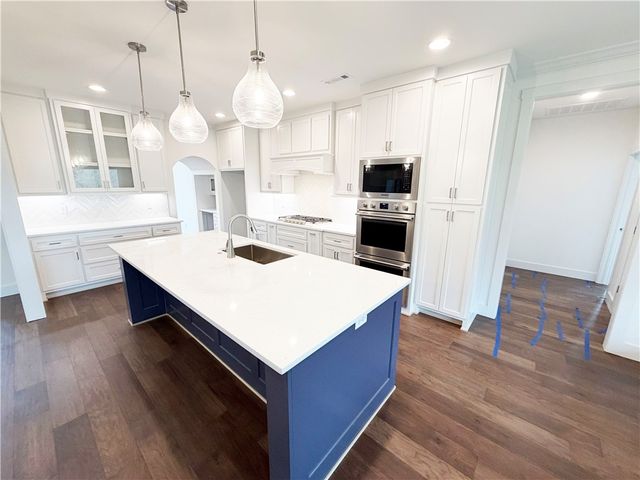 630 Shooting Star Lane, Lowell, AR 72745