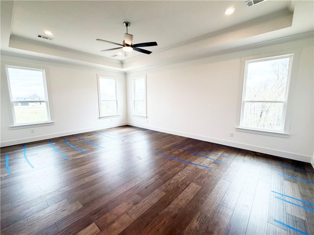 630 Shooting Star Lane, Lowell, AR 72745