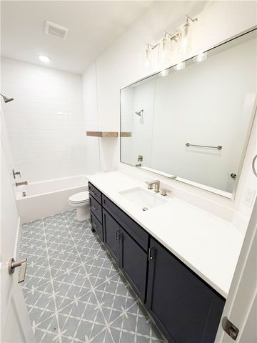 630 Shooting Star Lane, Lowell, AR 72745