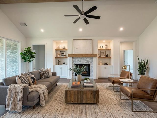 630 Shooting Star Lane, Lowell, AR 72745