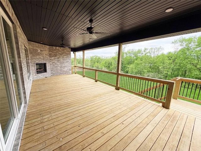 630 Shooting Star Lane, Lowell, AR 72745